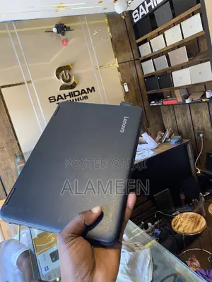 Laptop Lenovo 300e 4GB Intel Celeron SSD 640GB