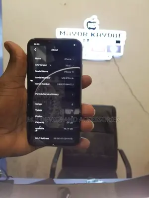 Apple iPhone 11 64 GB Black