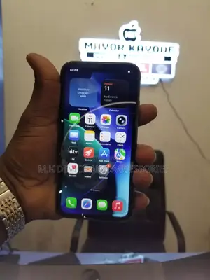 Apple iPhone 11 64 GB Black