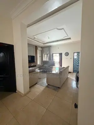 3bdrm Apartment in Ikota for rent