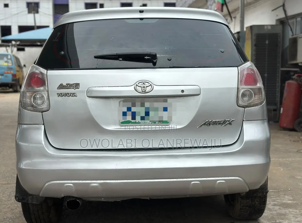 Toyota Matrix 2007 Silver