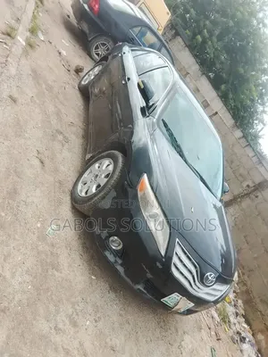 Toyota Camry XLE 4dr Sedan (2.5L 4cyl 6AM) 2010 Black