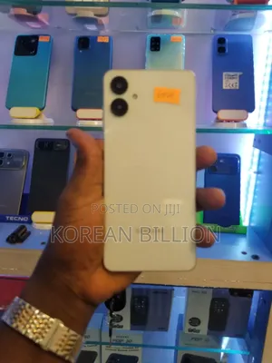 Samsung Galaxy A06 128 GB White