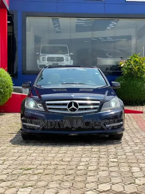 Mercedes-Benz C350 2013 Blue
