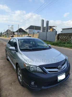 Toyota Corolla S Special Edition 4dr Sedan (1.8L 4cyl 4A) 2013 Silver