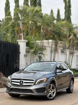 Mercedes-Benz GLA 250 2015 Gray