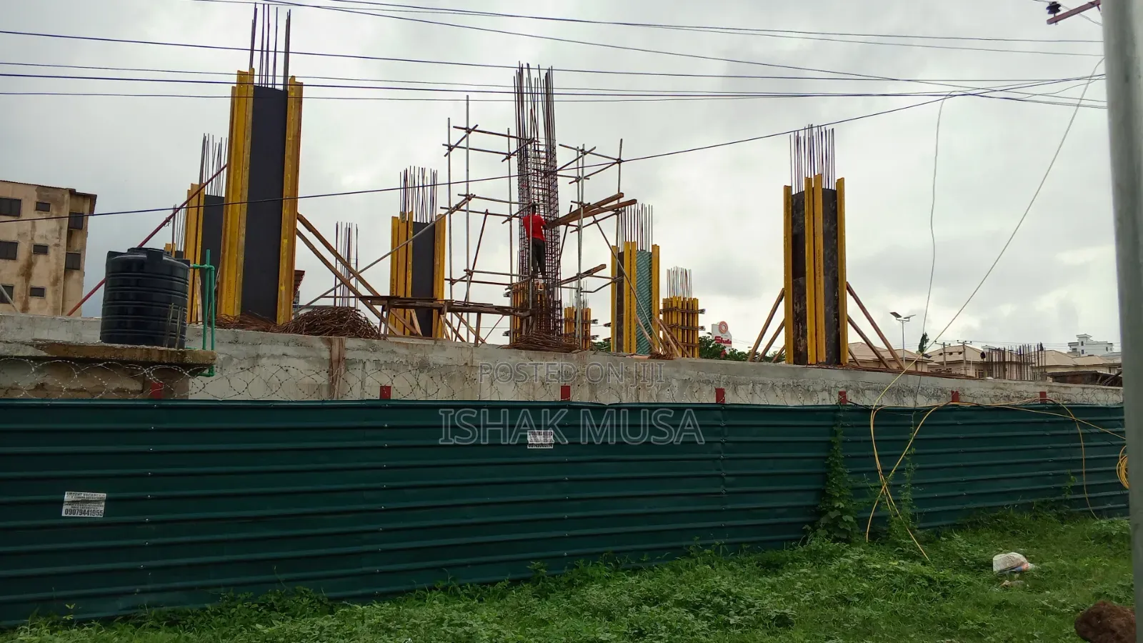Ishak Carpenter