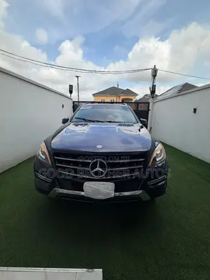Mercedes-Benz M Class ML350 4MATIC 4dr SUV AWD (3.5L 6cyl 7A) 2015