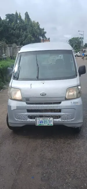 Daihatsu Hijet 2012 Silver