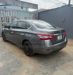 Nissan Sentra SV 4dr Sedan (1.8L 4cyl CVT) 2015 Gray
