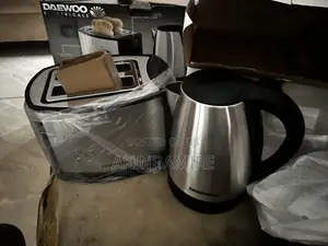 New Electric Kettle and Toaster Daewood