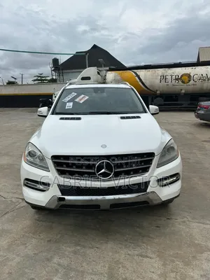 Mercedes-Benz M Class ML350 4MATIC 4dr SUV AWD (3.5L 6cyl 7A) 2014