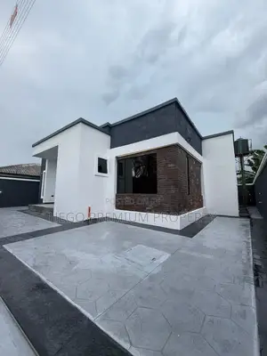 3bdrm Bungalow in Majesty Estate, Nta, Obio-Akpor for sale
