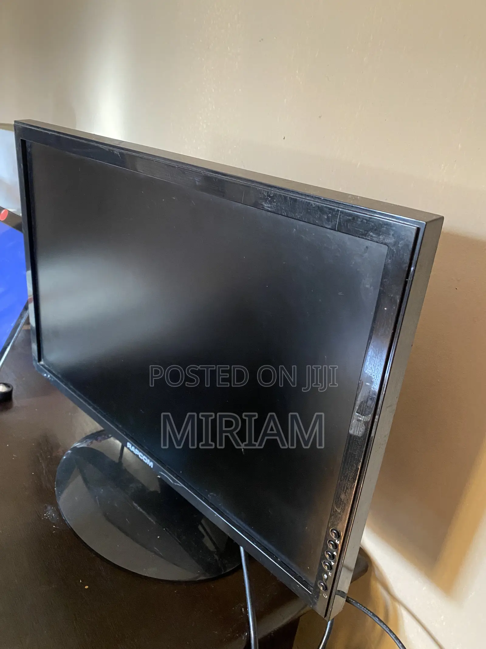 RAPCOM 22” LCD Monitor – Clean Working