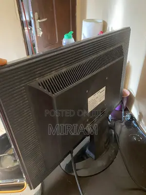 RAPCOM 22” LCD Monitor – Clean Working