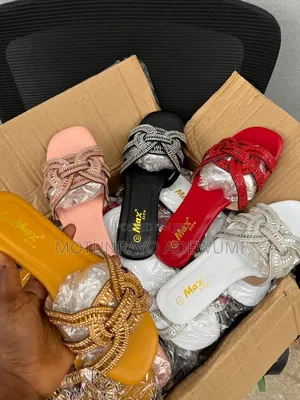 Max Extra Slippers