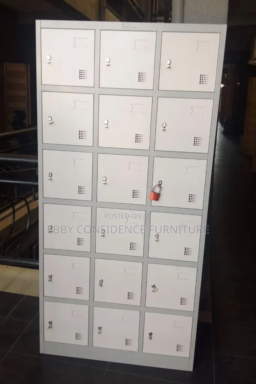12 Doors Workers Locker