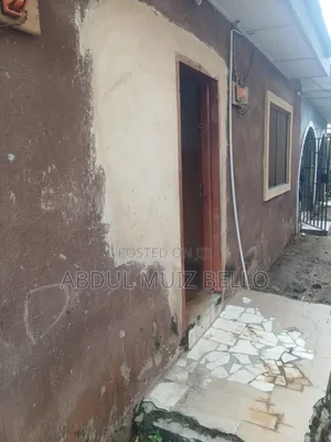 1bdrm Room & Parlour in Obafemi-Owode for rent