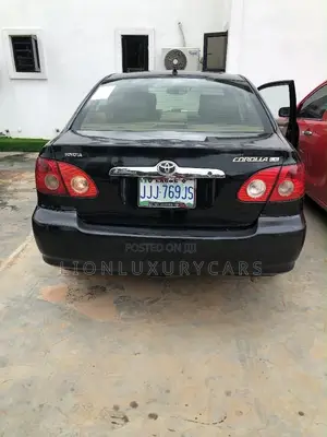 Toyota Corolla 2005 Black