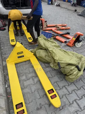 3 Tons Heavy Duty Upstrong Wide Leg Pallet Truck