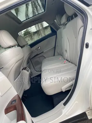 Toyota Venza 2012 White