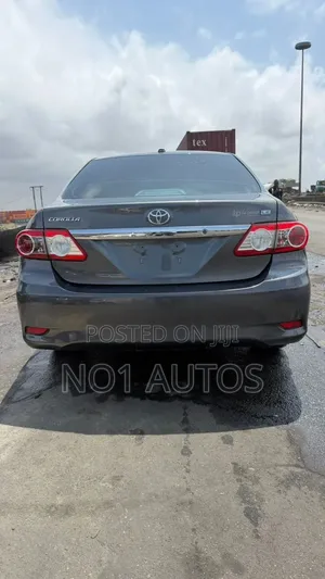 Toyota Corolla 2013 Gray