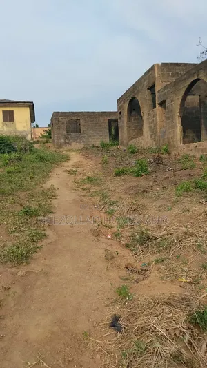3bdrm Bungalow in He Is Able Estate, Agric for sale