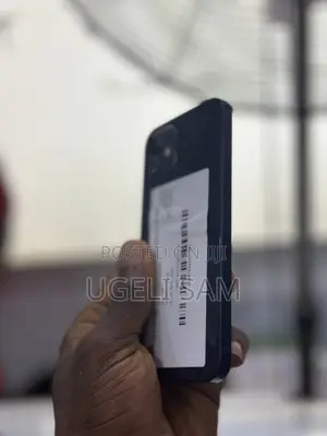 Apple iPhone 12 64 GB Black