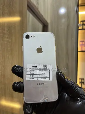 Apple iPhone 7 32 GB Silver