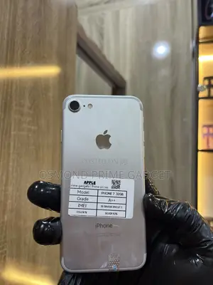 Apple iPhone 7 32 GB Silver