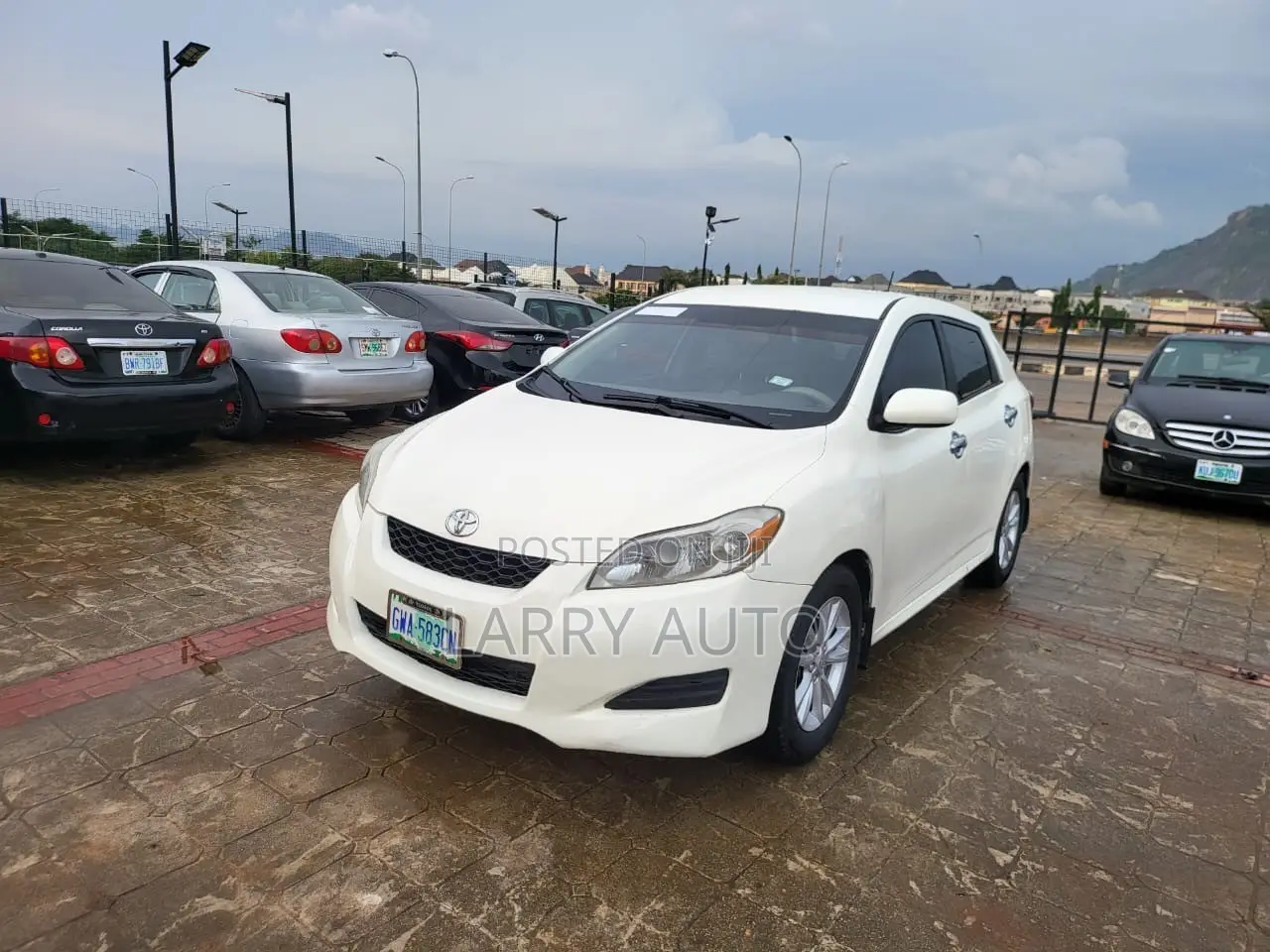 Toyota Matrix 2010 White
