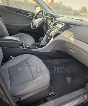 Hyundai Sonata 2012 Black