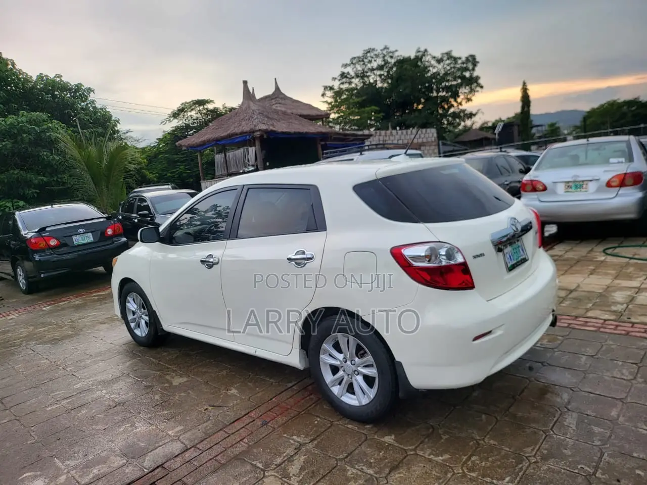 Toyota Matrix 2010 White