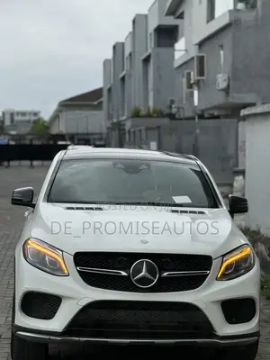 Mercedes-Benz GLE-Class 2016 White