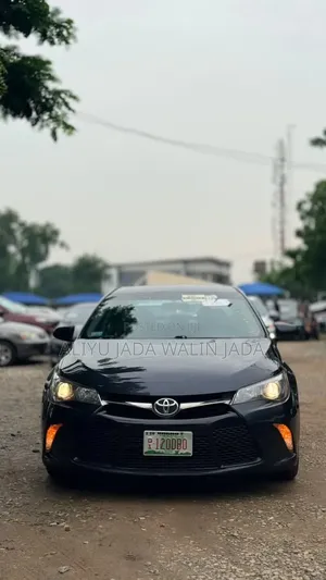 Toyota Camry 2017 Black