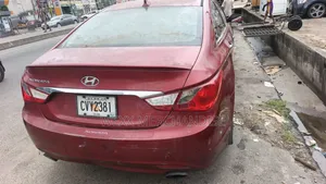 Hyundai Sonata 2013 Red