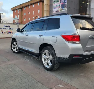 Toyota Highlander 2011 Silver