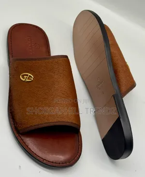 Men Leather and Suede Palm Slippers