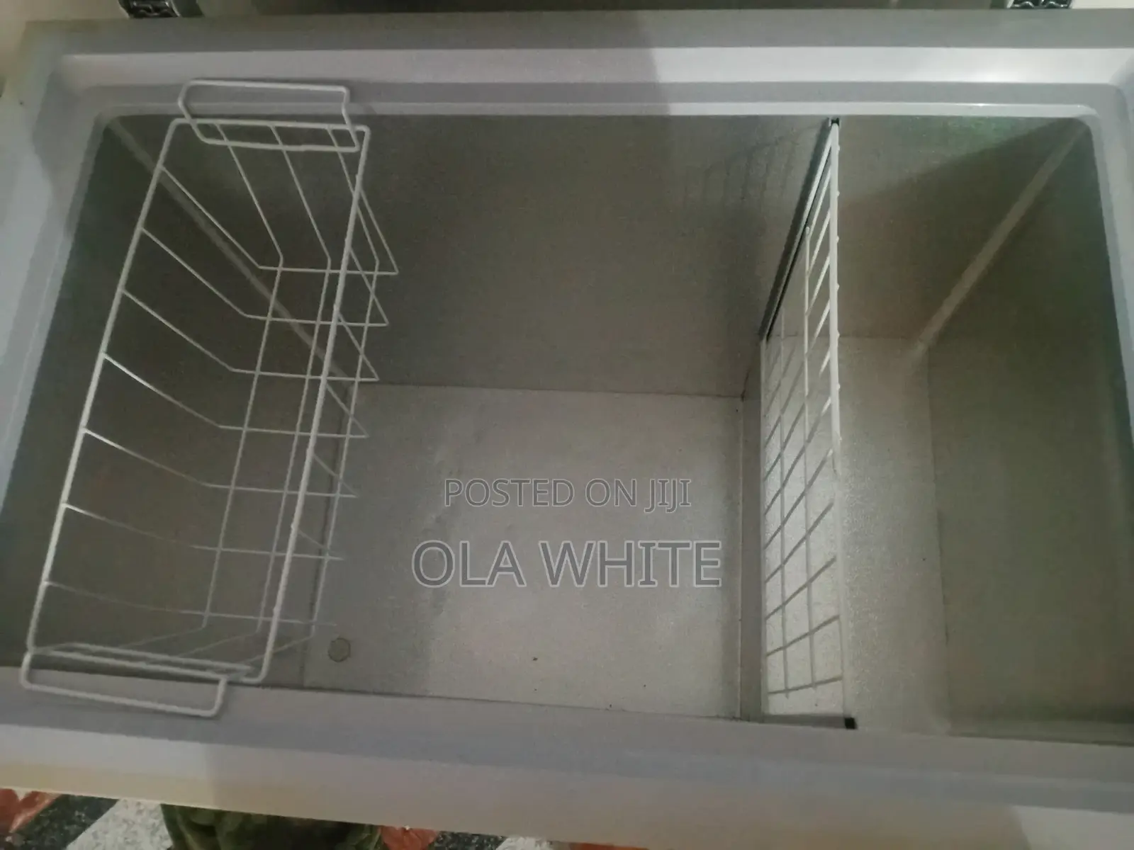 Inverter Freezer 250l Almost New
