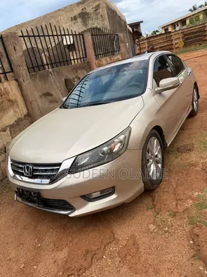Honda Accord 2014 Gold