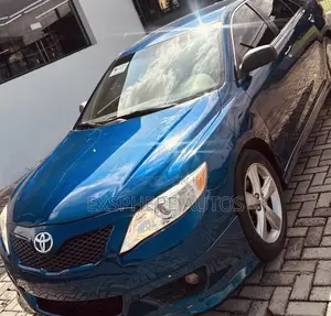 Toyota Camry SE 4dr Sedan (2.5L 4cyl 6AM) 2010 Blue