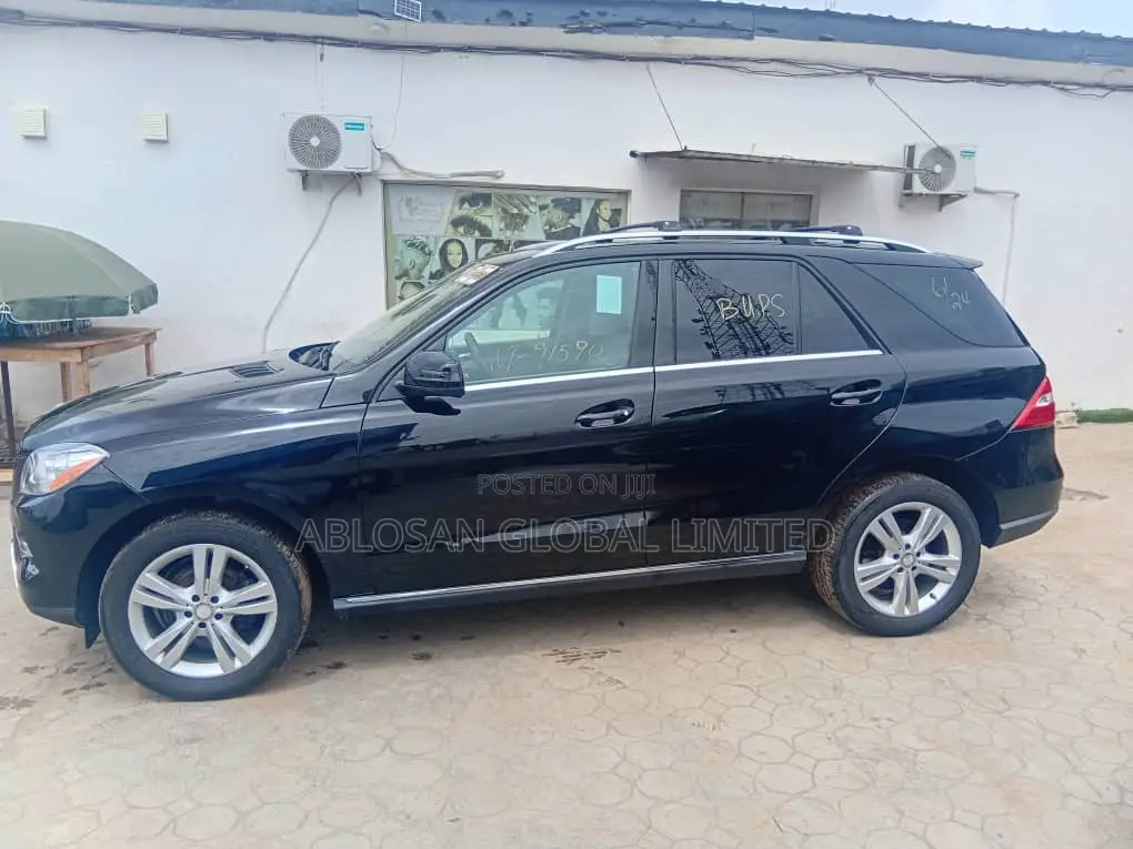 Mercedes-Benz M Class 2013 Black
