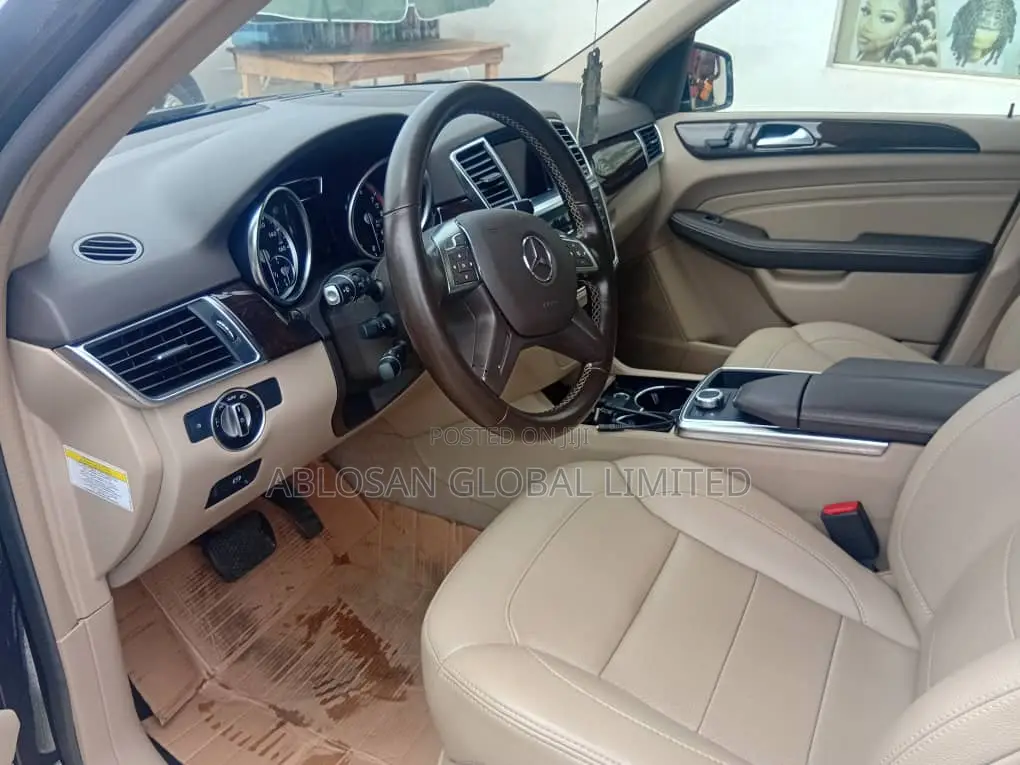 Mercedes-Benz M Class 2013 Black