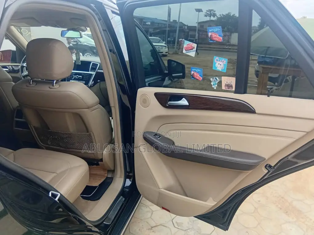 Mercedes-Benz M Class 2013 Black