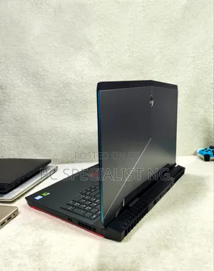 Laptop Alienware M15 R4 16GB Intel Core i7 HDD+SSD 1T