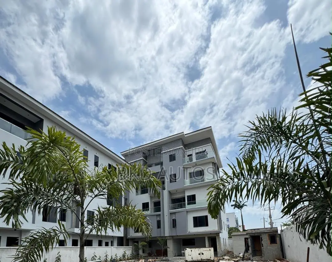 2 Bedroom Loft With Pool and Gym