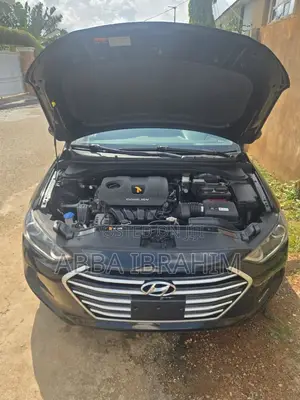 Hyundai Elantra SE Sedan FWD (2.0L 4cyl 6M) 2017 Black
