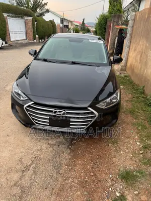 Hyundai Elantra SE Sedan FWD (2.0L 4cyl 6M) 2017 Black
