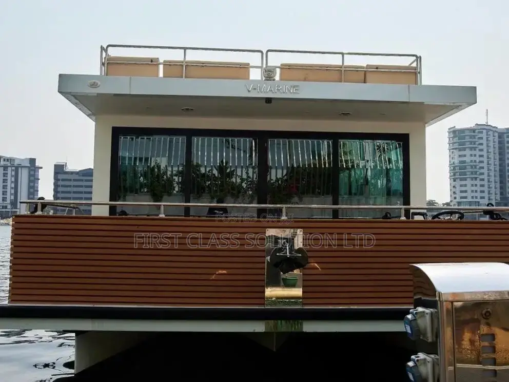 Aquator House Boat Available for Booking