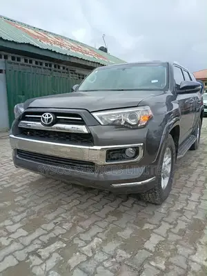 Toyota 4-Runner Limited 4dr 4x2 (4.0L 6cyl 5A) 2017 Gray